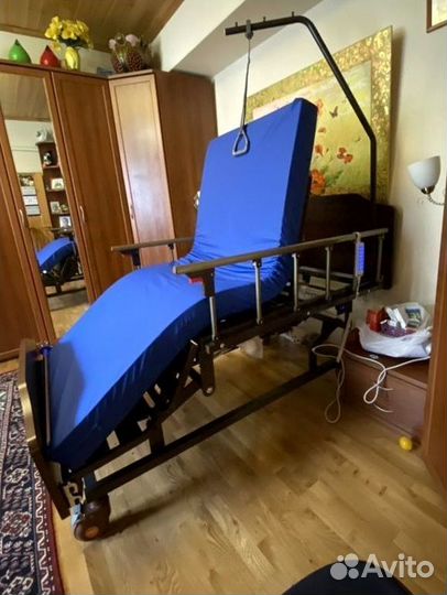 Кровать для лежачих больных MRV6 электр