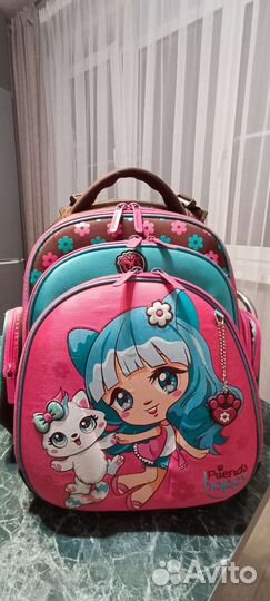 Школьный рюкзак для девочки