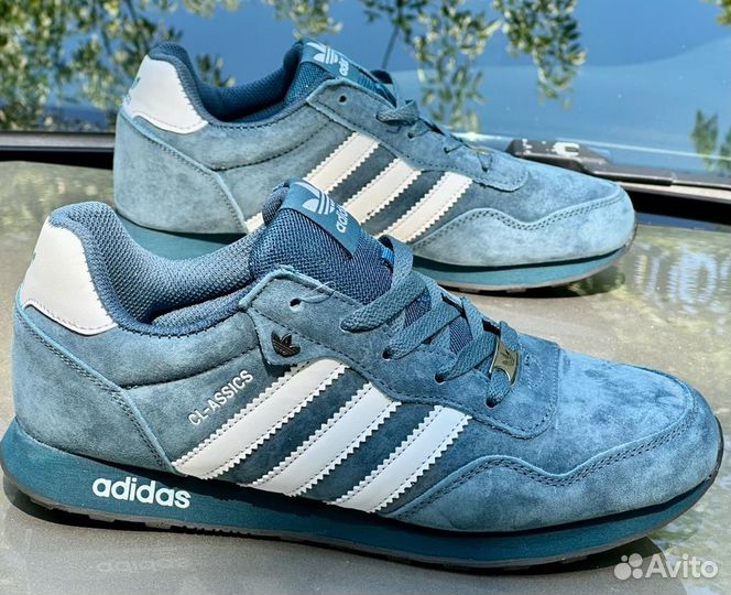 Кроссовки adidas