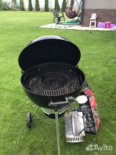 Угольный гриль Weber Master-Touch GBS E-5750