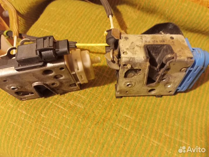 Замки дверные Ауди А4