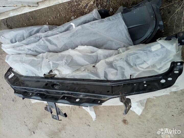 Renault Laguna 2001-2004 передняя панель телевизор