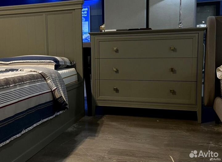 Комод на 3 ящика