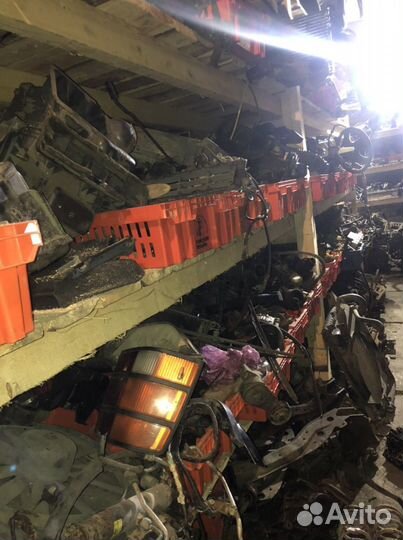 Фонарь задний левый Ford Scorpio 1