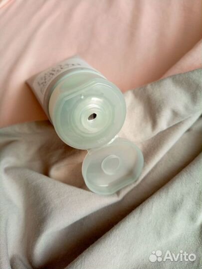 Кислотный пилинг-скраб для лица So Natural Aqua