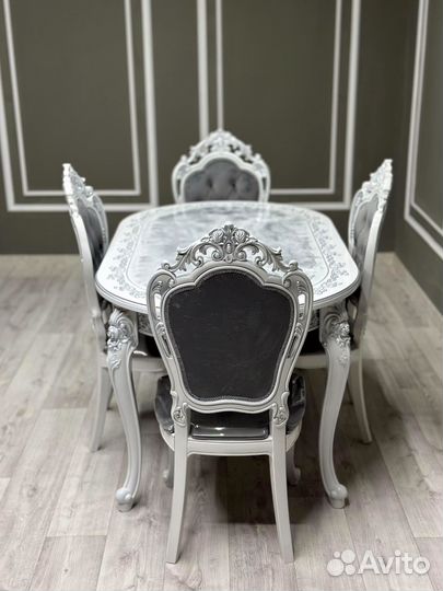 Кухонный стол,стулья / оплата при получении