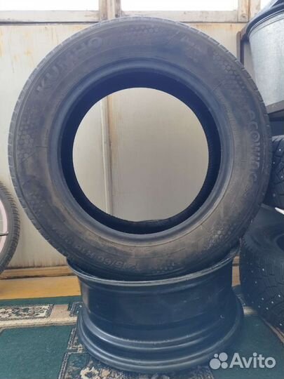 Kumho Ecowing ES31 215/60 R16 95V