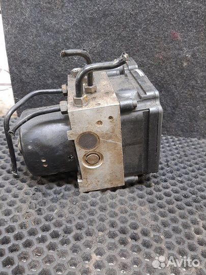 Блок abs Volkswagen Amarok CDC 2010