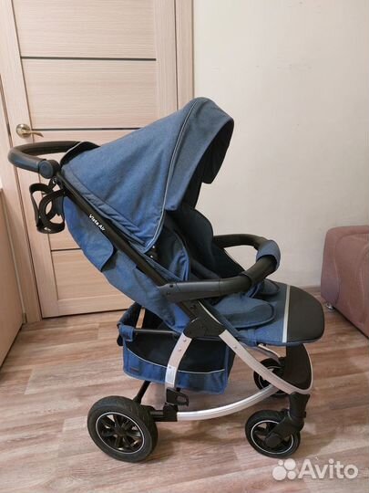 Прогулочная коляска Carrello Vista Air