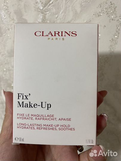 Фиксатор для макияжа clarins