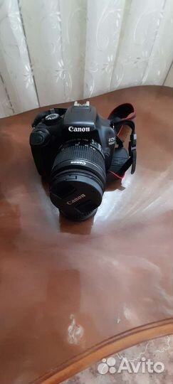 Зеркальный фотоаппарат canon