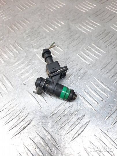 Форсунка Renault Megane кабриолет 2.0 F4R770 2006