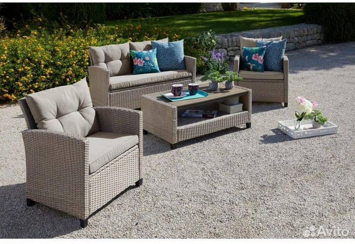 Комплект садовой мебели из ротанга