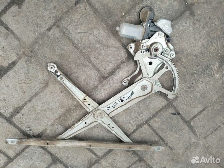 Стеклоподъемник перед правый таета камриV50 13г