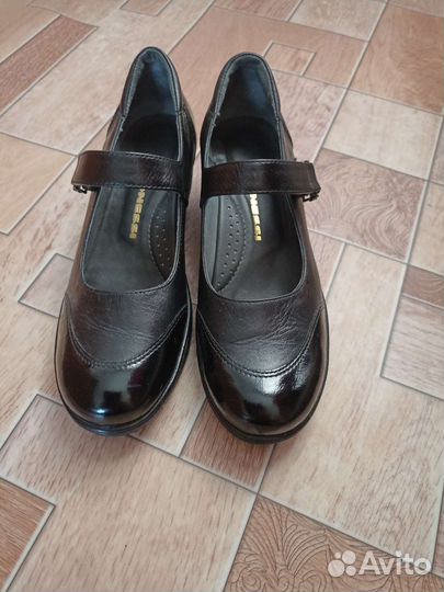 Туфли женские 37 размер натуральная кожа
