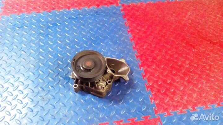 Насос водяной помпа BMW X3 E83