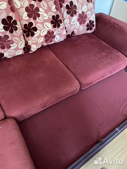Кожаный диван бу