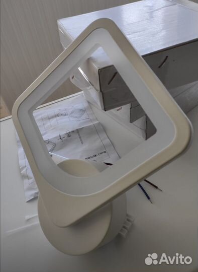 Светильник светодиодный 22w бра белый новый