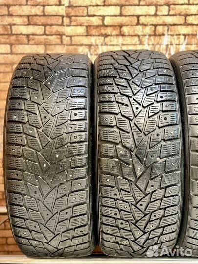 Dunlop SP Winter Ice 02 245/40 R20