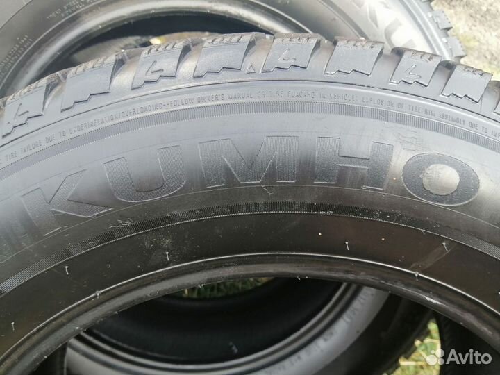 Kumho I'Zen KW22 235/65 R17 108T