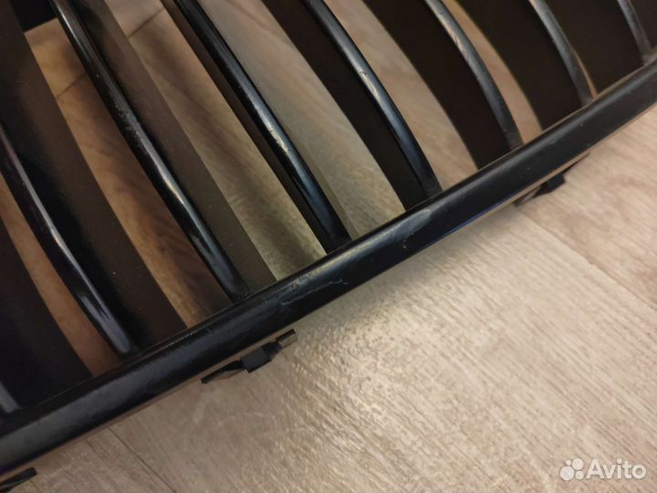 Решетка радиатора f10/f11