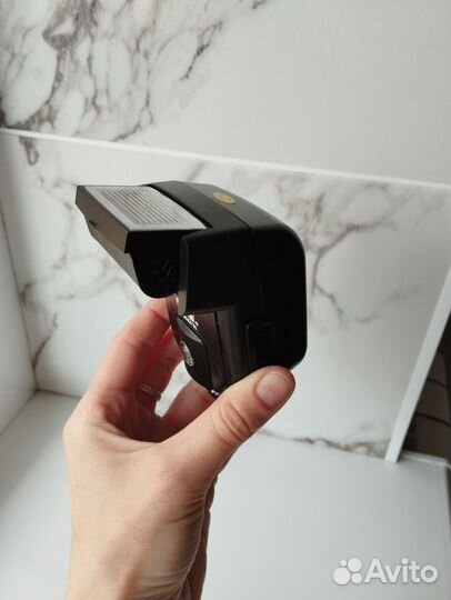 Вспышка для фотоаппарата