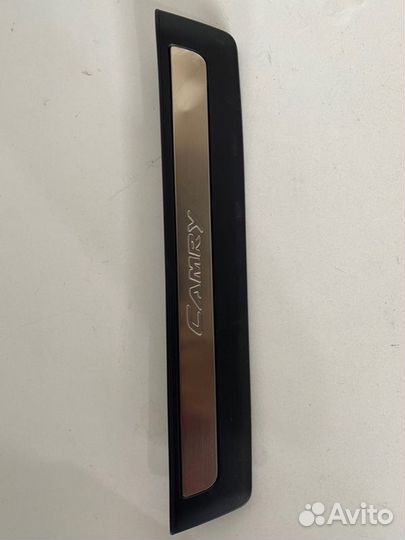 Накладка порога внутренняя задняя левая Toyota