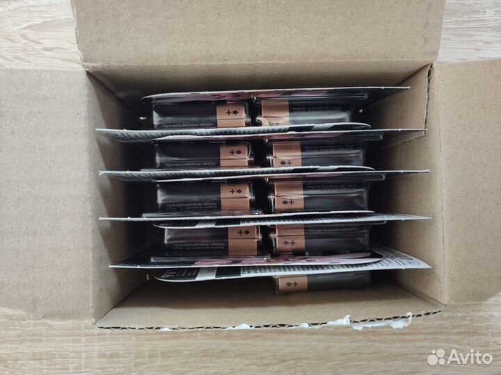 Батарейка Крона Duracell 6LR61-MN1604 Щелочная 9V