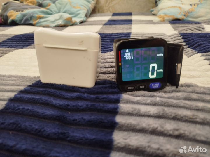 Тонометр на запястье
