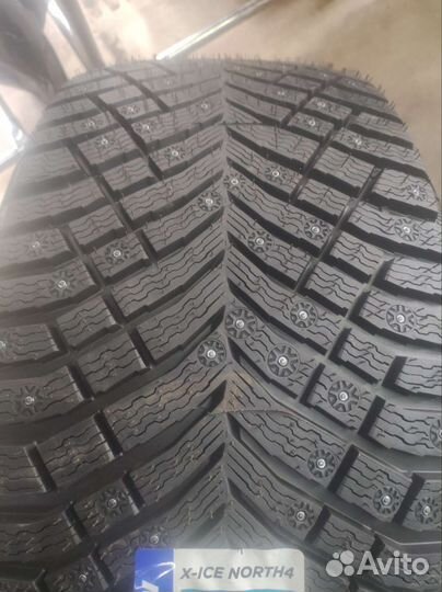 Michelin X-Ice North 4 245/45 R19