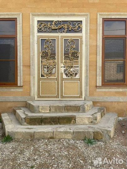 Кованые двери