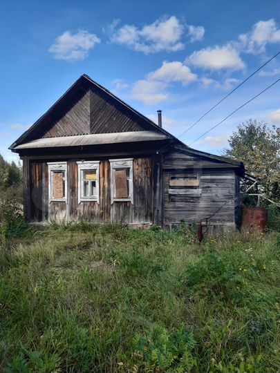 Дом 27,6 м² на участке 13 сот.