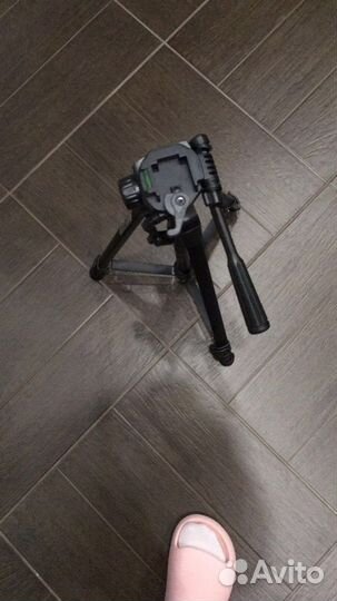 Штатив для фотоаппарата