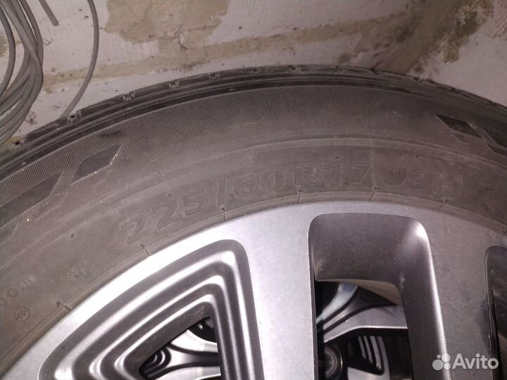 Колеса r17 + литые диски kumho crugen premium kl33