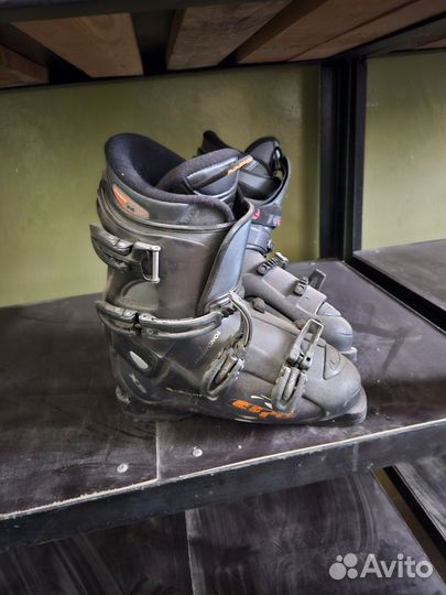 Горнолыжные ботинки