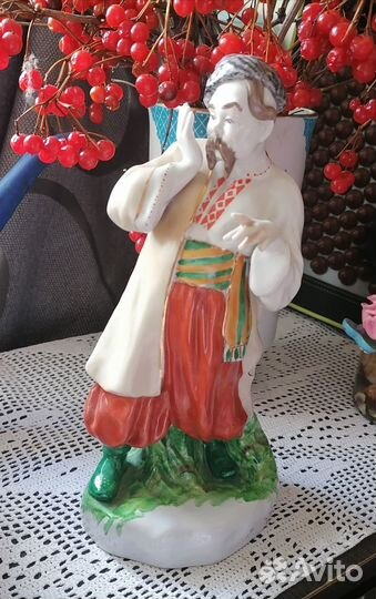 Статуэтка Карась