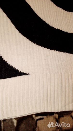 Платье вязаное