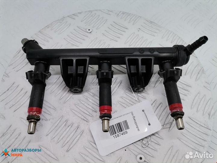 Форсунка Volkswagen Fox 2 2006 03D906031C