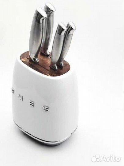 Набор кухонных ножей smeg