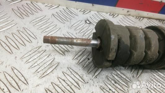 Амортизатор задней балки nissan note E11 (YEA33LX0