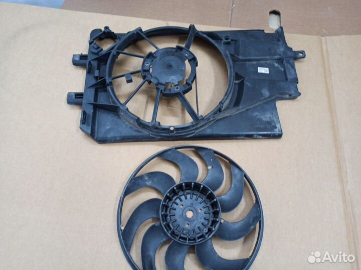 Лада Гранта диффузор охлаждения радиатора