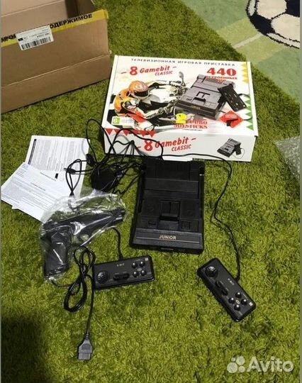 Игровая приставка 8-bit Junior 2+440 игр + пист