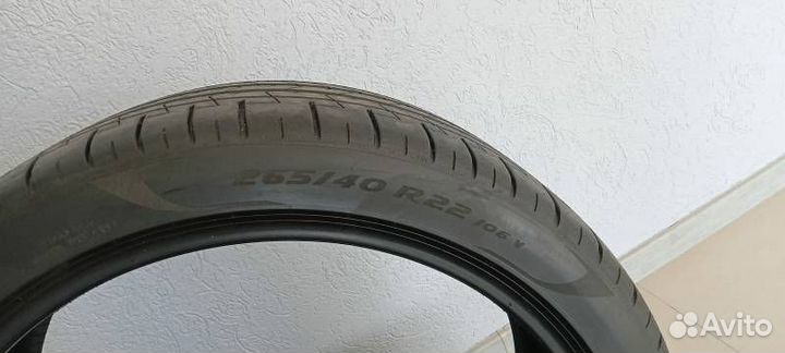 Pirelli P Zero 265/40 R22 106