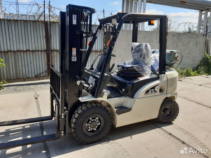 Вилочный погрузчик TFN CPQYD25-XRW21, 2022