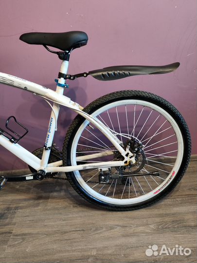 Велосипед BMW 26R на дисковых тормозах