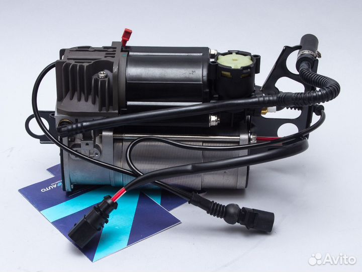 Компрессор пневмоподвески VAG Touareg GP/Cayenne l