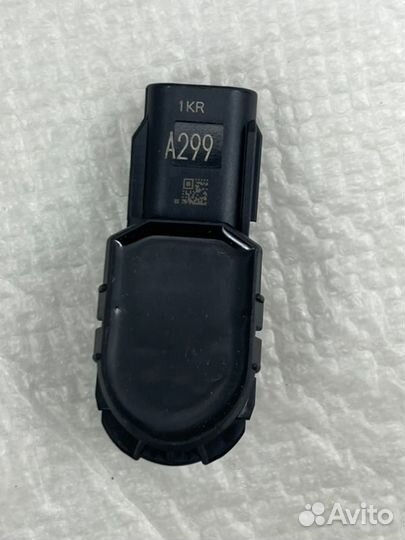 Парктроник Toyota Land Cruiser 200 2015-2021