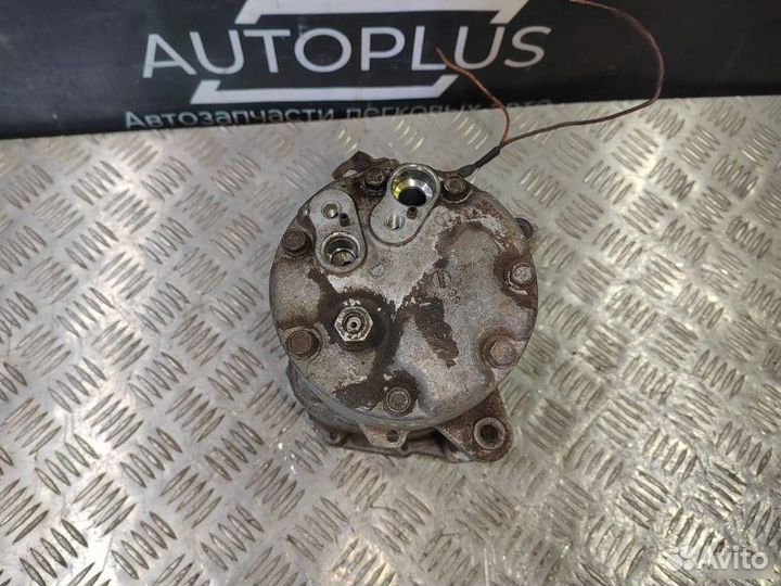 Компрессор кондиционера Volkswagen Jetta 4 AEG