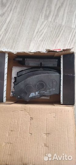 Колодки дисковые toyota auris/RAV4 передн