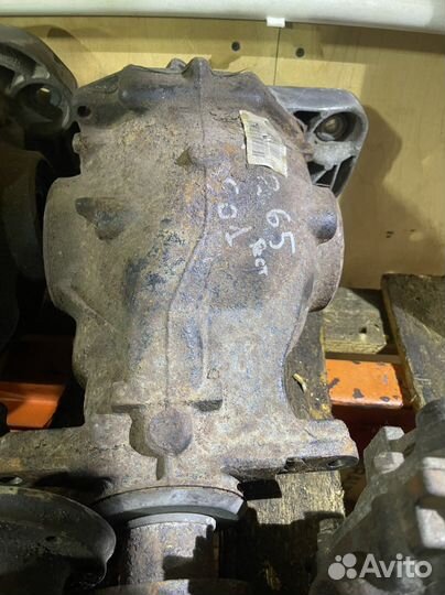 Задний редуктор бмв ф01 2.65